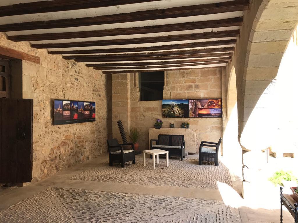 Hospederia Virgen De La Fuente Hotel Peñarroya de Tastavins Buitenkant foto