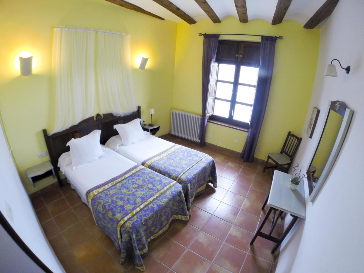Hospederia Virgen De La Fuente Hotel Peñarroya de Tastavins Buitenkant foto