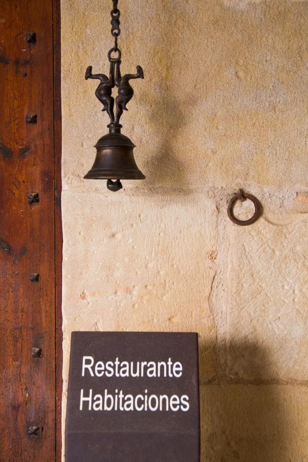 Hospederia Virgen De La Fuente Hotel Peñarroya de Tastavins Buitenkant foto